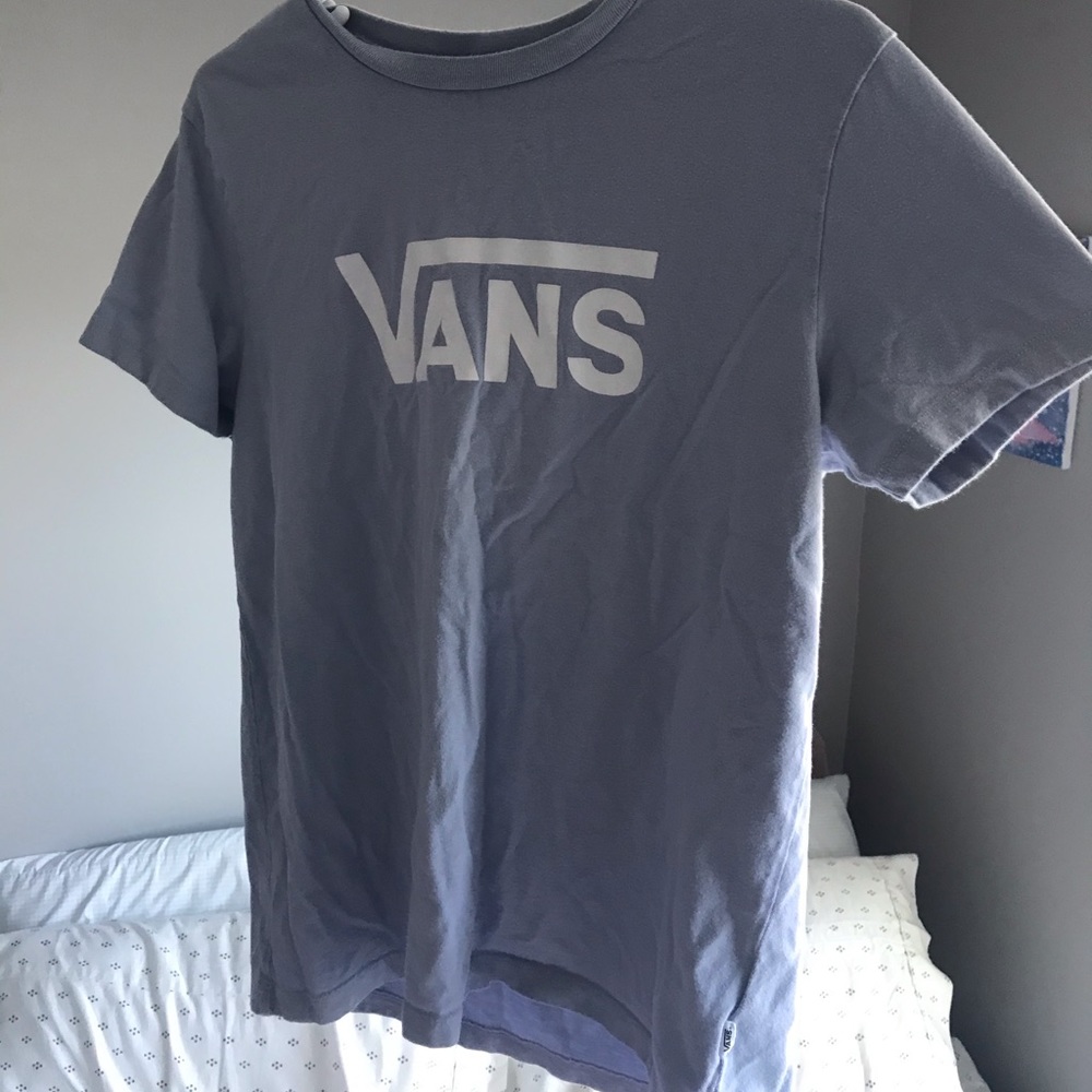 Vans tshirt.
